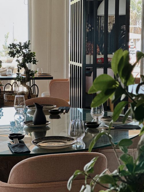 Akakiko interior with asian design